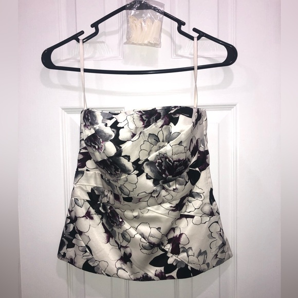 Satiny strapless corset from White House Black Market. Purple floral pattern - Picture 2 of 5